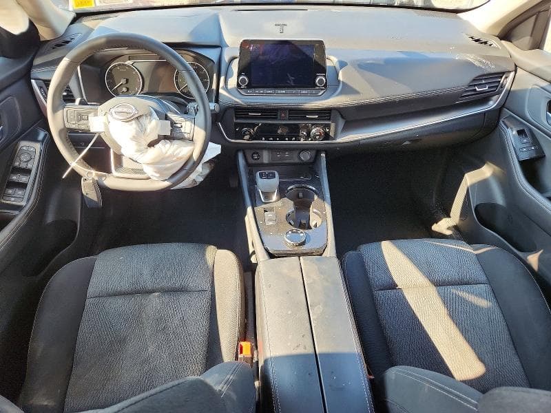 2026 NISSAN ROGUE SV 8