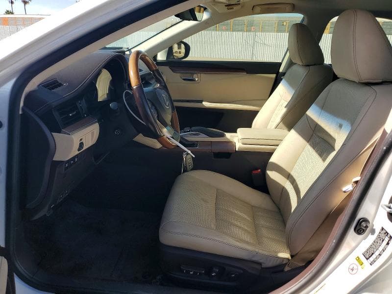 2017 LEXUS ES 300H 7