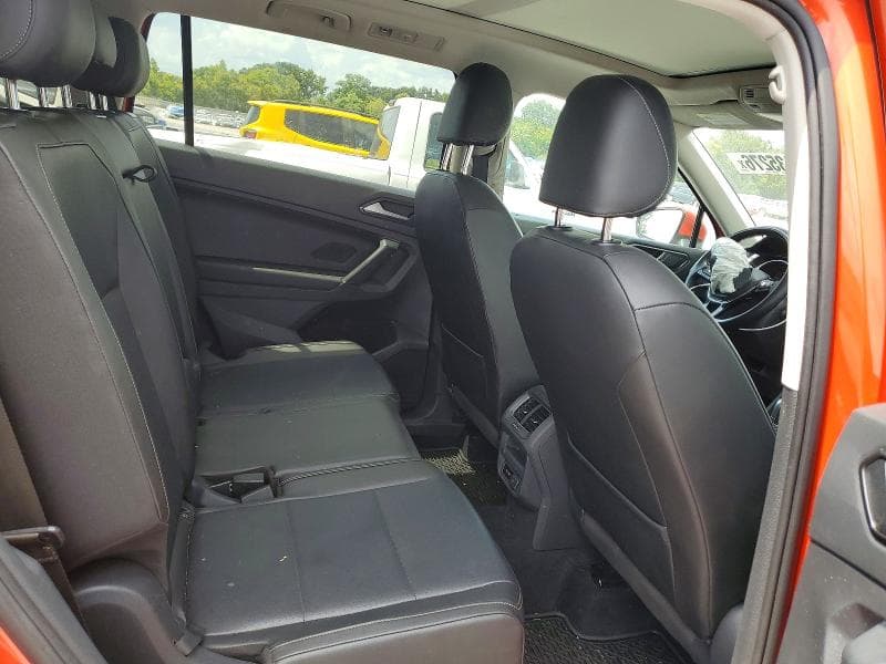 2018 VOLKSWAGEN TIGUAN SE 11