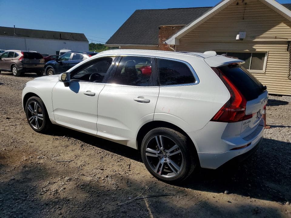 2020 VOLVO XC60 T6 MOMENTUM 2