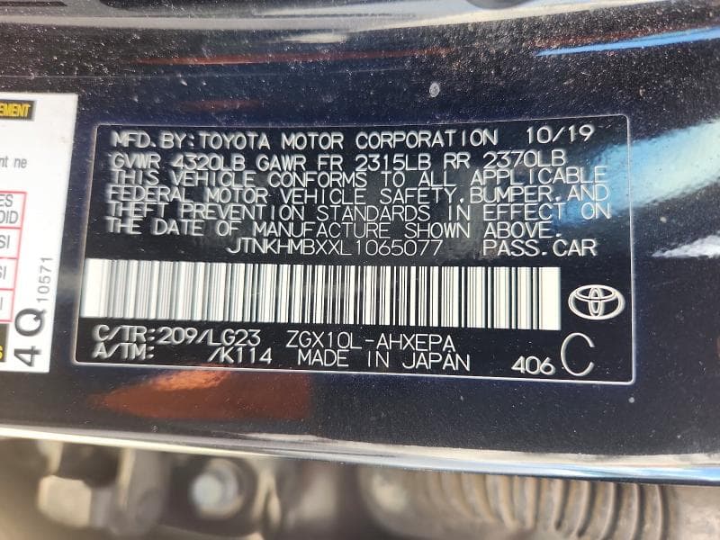 2020 TOYOTA C-HR LIMITED 13