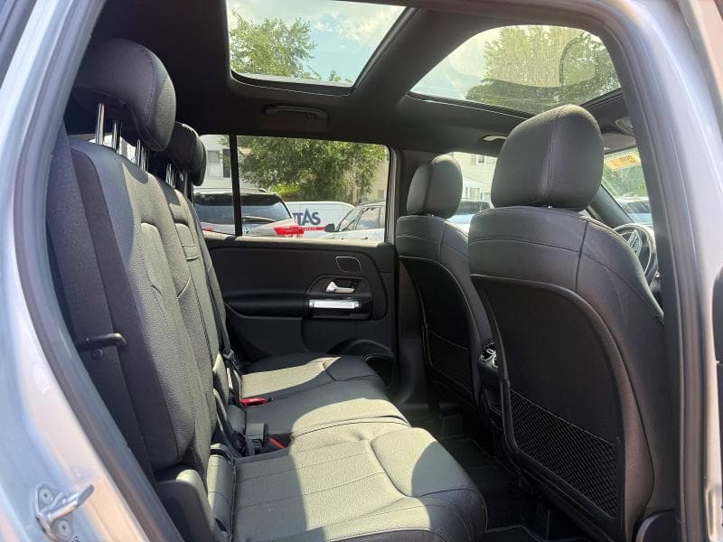 2021 MERCEDES-BENZ GLB 250 4MATIC 6