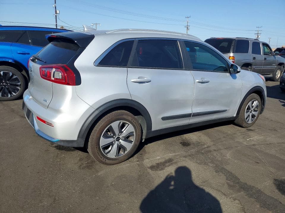 2019 KIA NIRO EX 3