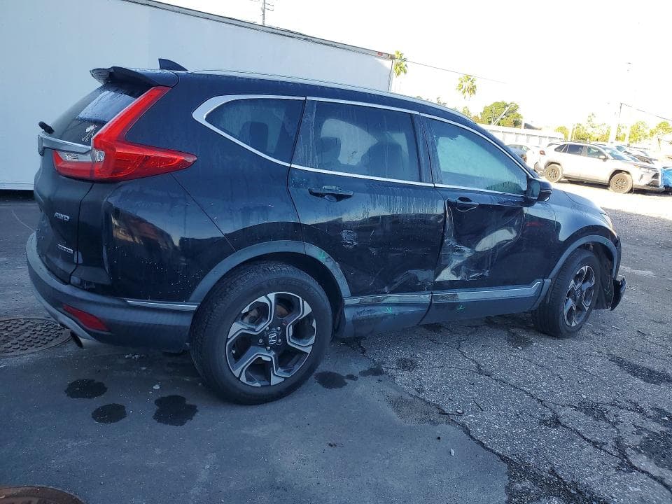 2018 HONDA CR-V TOURING 3