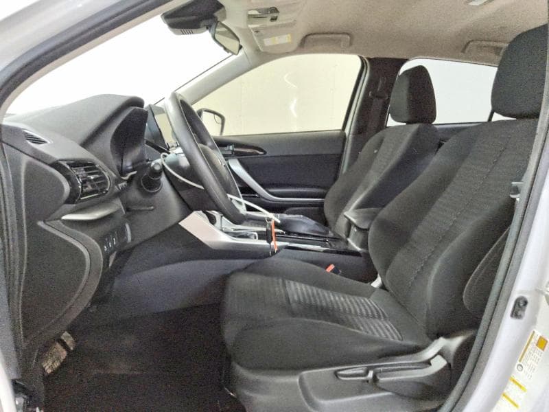 2023 MITSUBISHI ECLIPSE CROSS LE 7