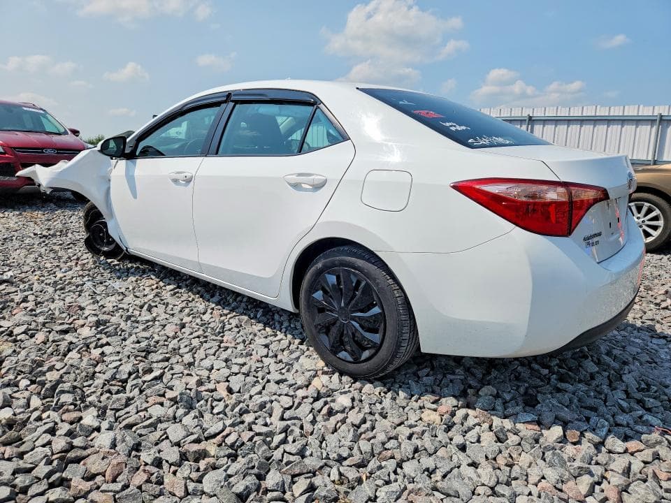 2017 TOYOTA COROLLA LE 2