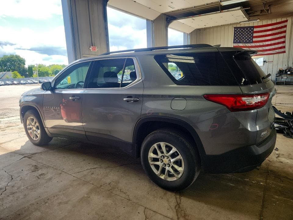 2021 CHEVROLET TRAVERSE LT 2