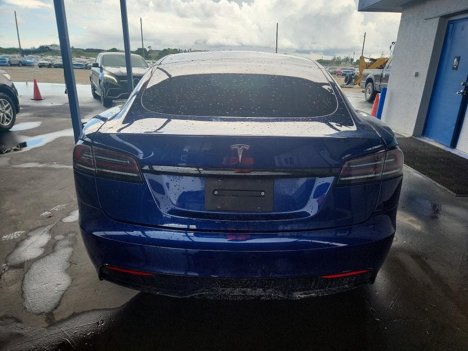 2022 TESLA MODEL S 6