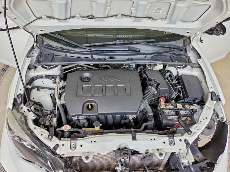 2017 TOYOTA COROLLA SE 11