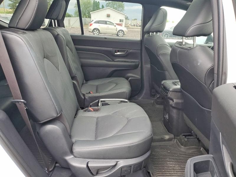 2026 TOYOTA GRAND HIGHLANDER HYBRID NIGHTSHADE 11