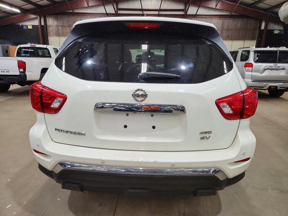 2017 NISSAN PATHFINDER SV 6
