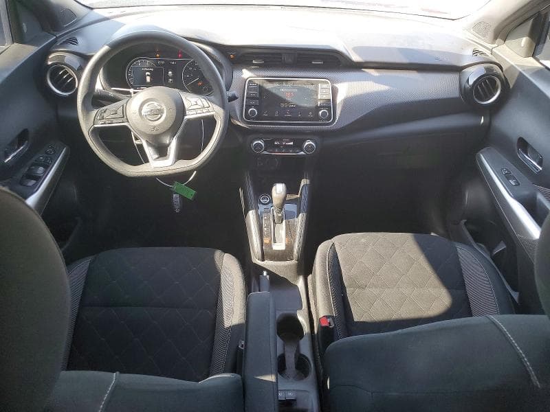 2020 NISSAN KICKS SV 8
