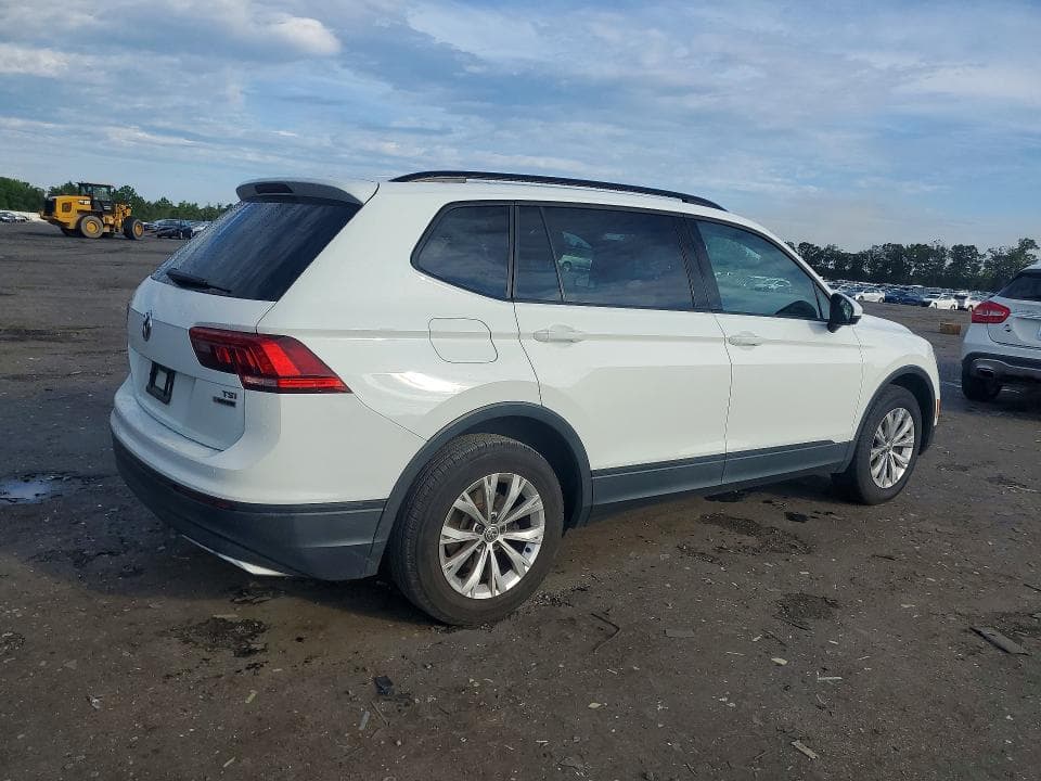 2018 VOLKSWAGEN TIGUAN S 3