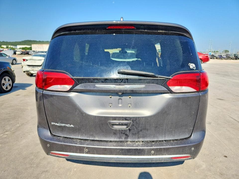 2017 CHRYSLER PACIFICA TOURING L 6