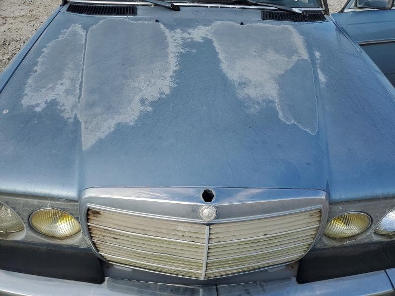 1985 MERCEDES-BENZ 300 DT 11