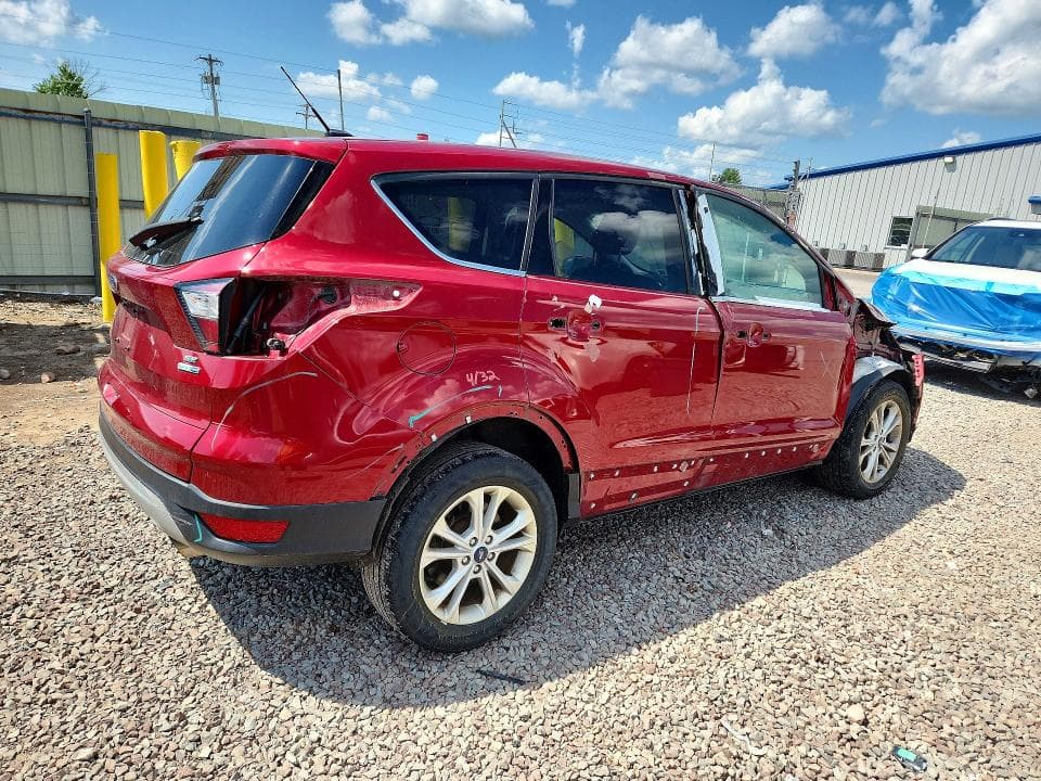 2018 FORD ESCAPE SE 3