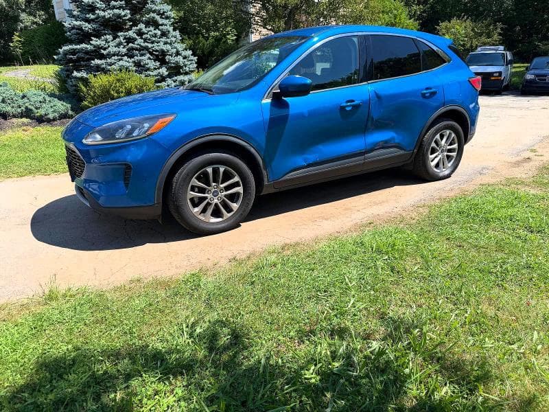 2020 FORD ESCAPE SE 2