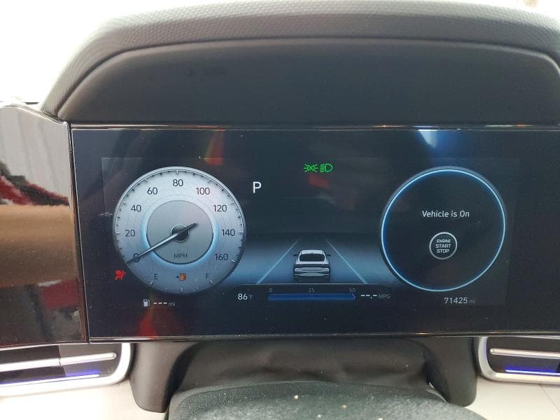 2023 HYUNDAI ELANTRA LIMITED 9