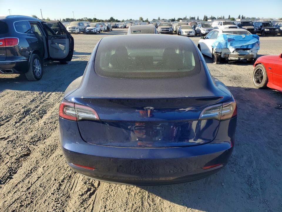 2018 TESLA MODEL 3 6