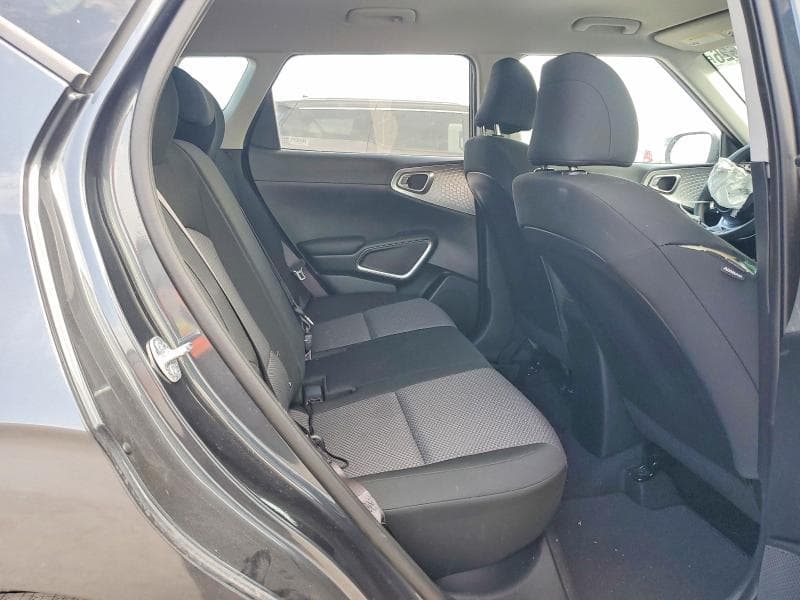 2025 KIA SOUL LX 10