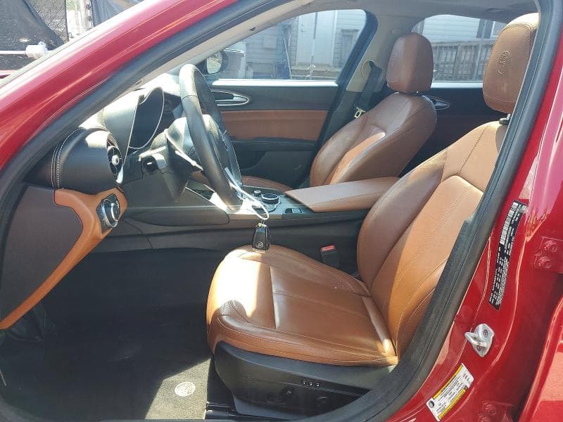 2019 ALFA ROMEO GIULIA TI 7