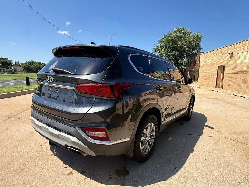 2020 HYUNDAI SANTA FE SEL 4