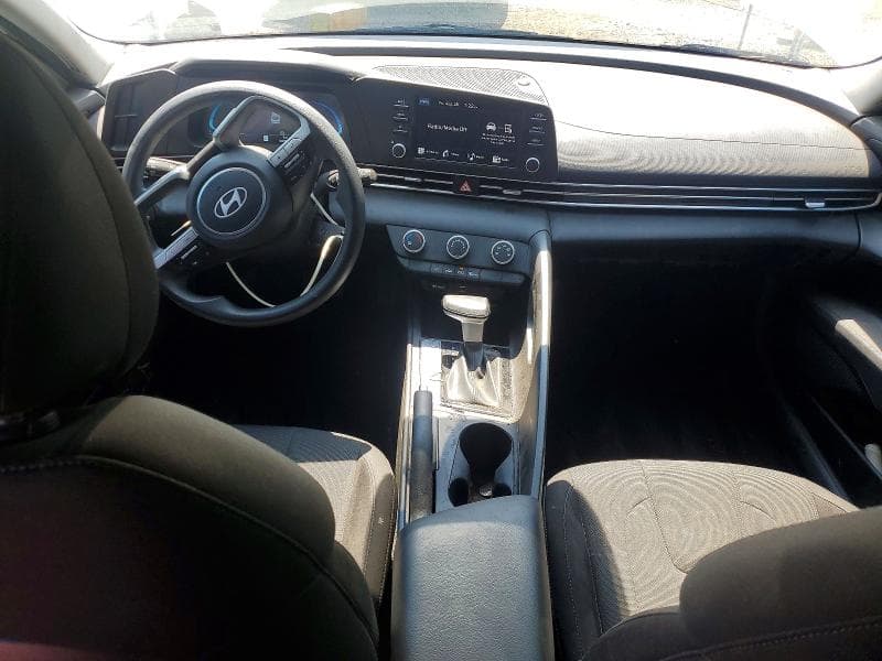 2026 HYUNDAI ELANTRA SE 8