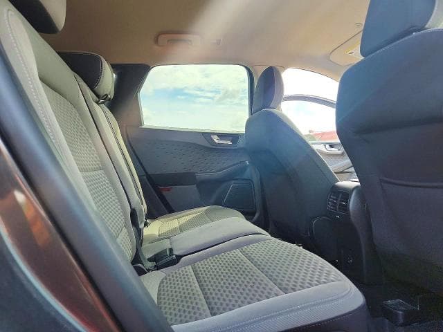 2020 FORD ESCAPE SE 11