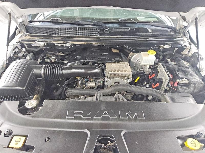 2019 RAM 1500 LIMITED 11