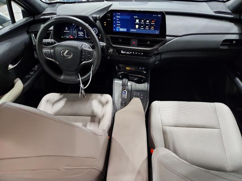 2025 LEXUS UX 300H PREMIUM 8