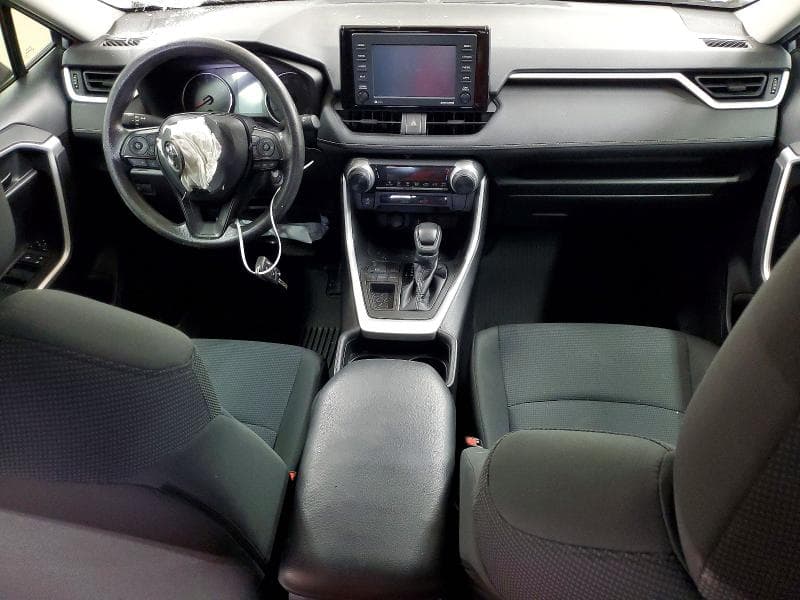 2021 TOYOTA RAV4 LE 8