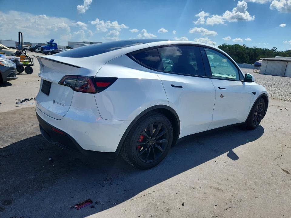 2021 TESLA MODEL Y 3