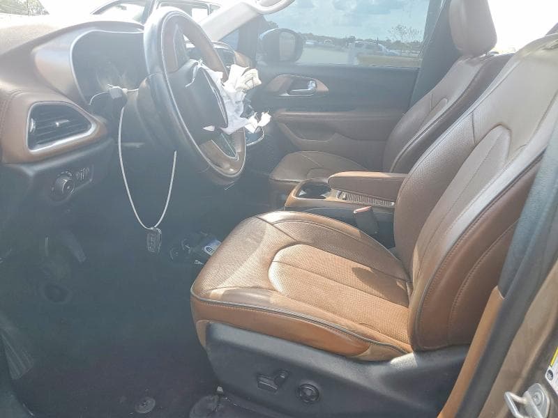 2017 CHRYSLER PACIFICA LIMITED 7