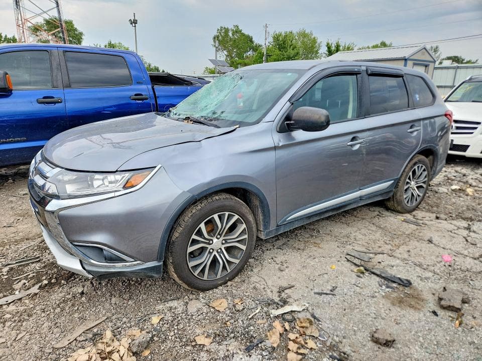 2018 MITSUBISHI OUTLANDER ES - 1