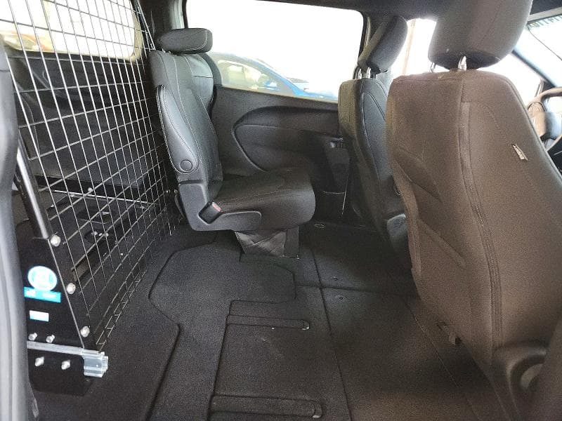 2023 CHRYSLER PACIFICA TOURING 11