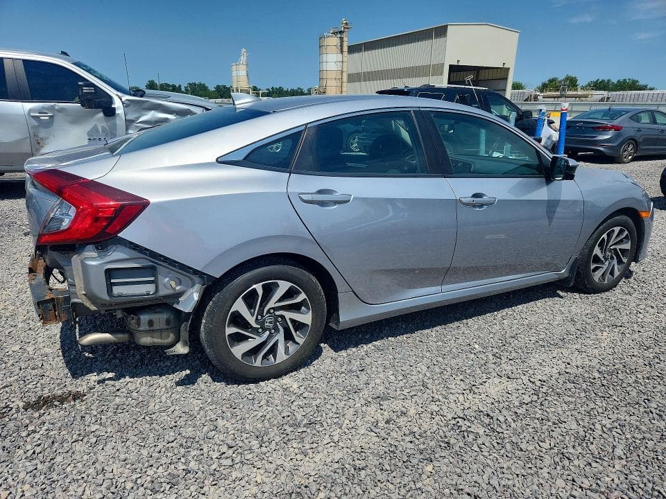 2018 HONDA CIVIC EX 3