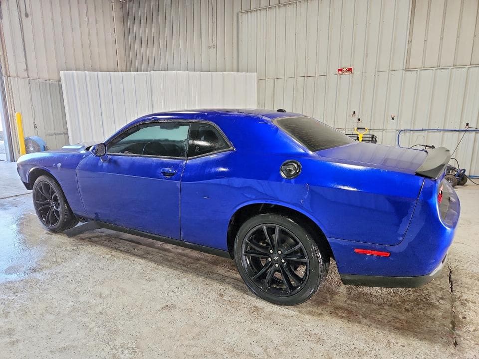 2018 DODGE CHALLENGER SXT 2