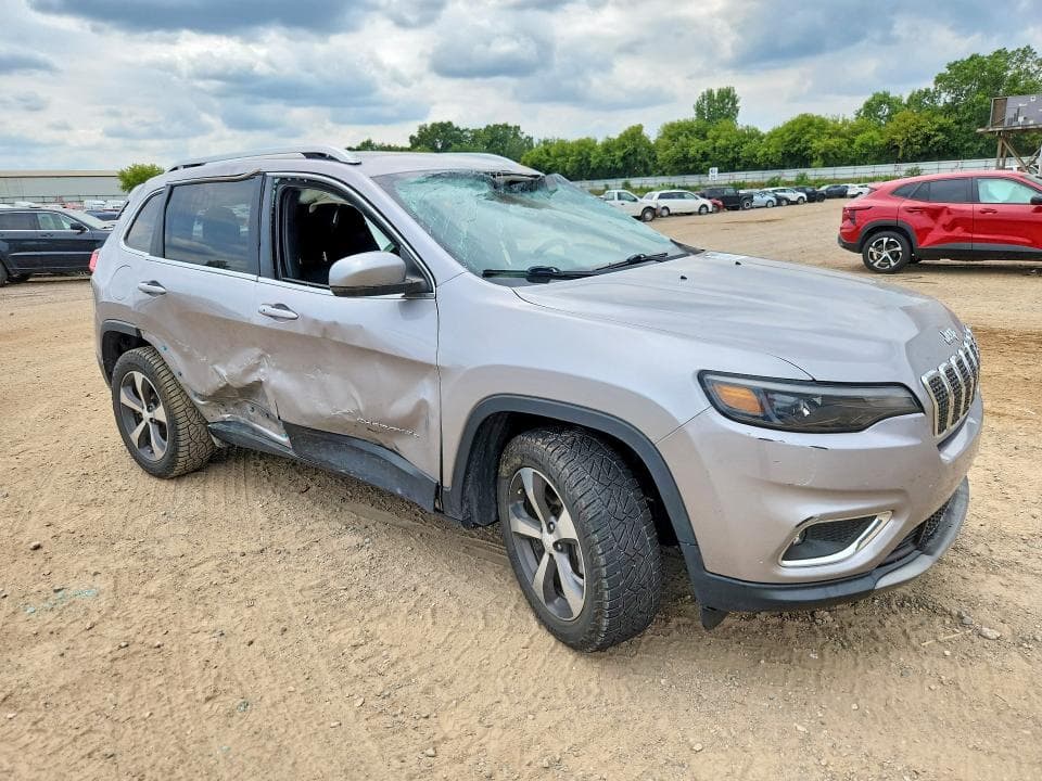 2019 JEEP CHEROKEE LIMITED 4