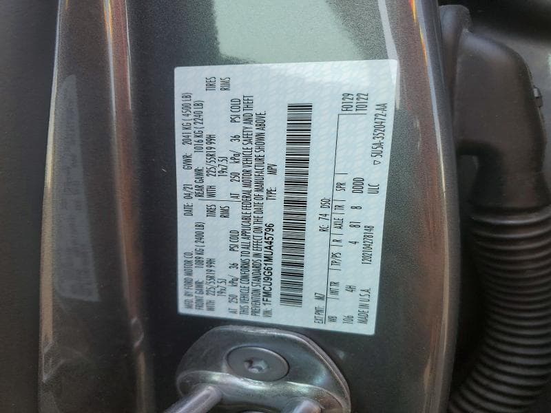 2021 FORD ESCAPE SE 12