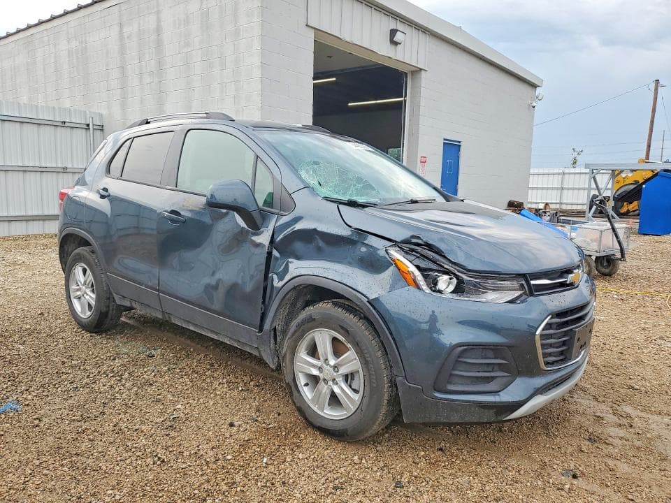2022 CHEVROLET TRAX 1LT 4