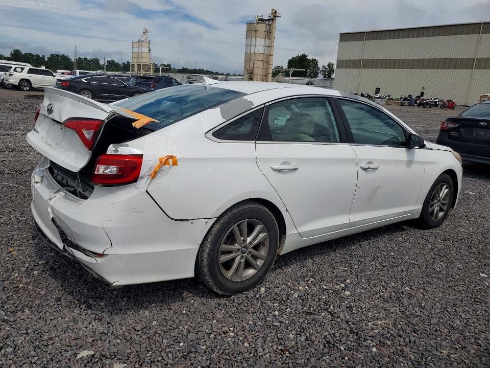 2017 HYUNDAI SONATA SE 3