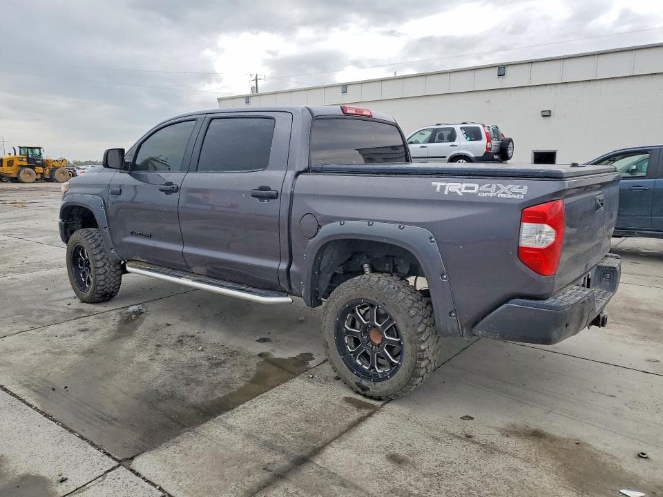 2018 TOYOTA TUNDRA CREWMAX SR5 2
