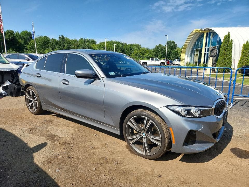 2024 BMW 330XI 4