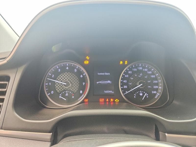 2019 HYUNDAI ELANTRA SEL 9