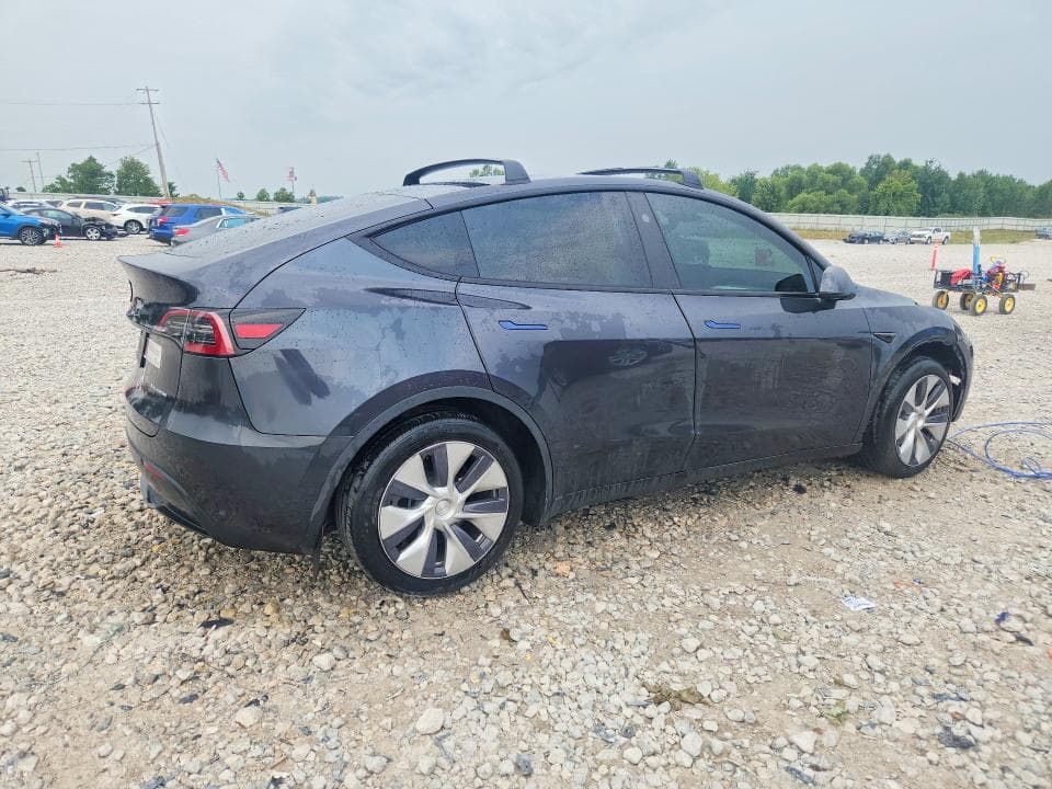 2024 TESLA MODEL Y 3