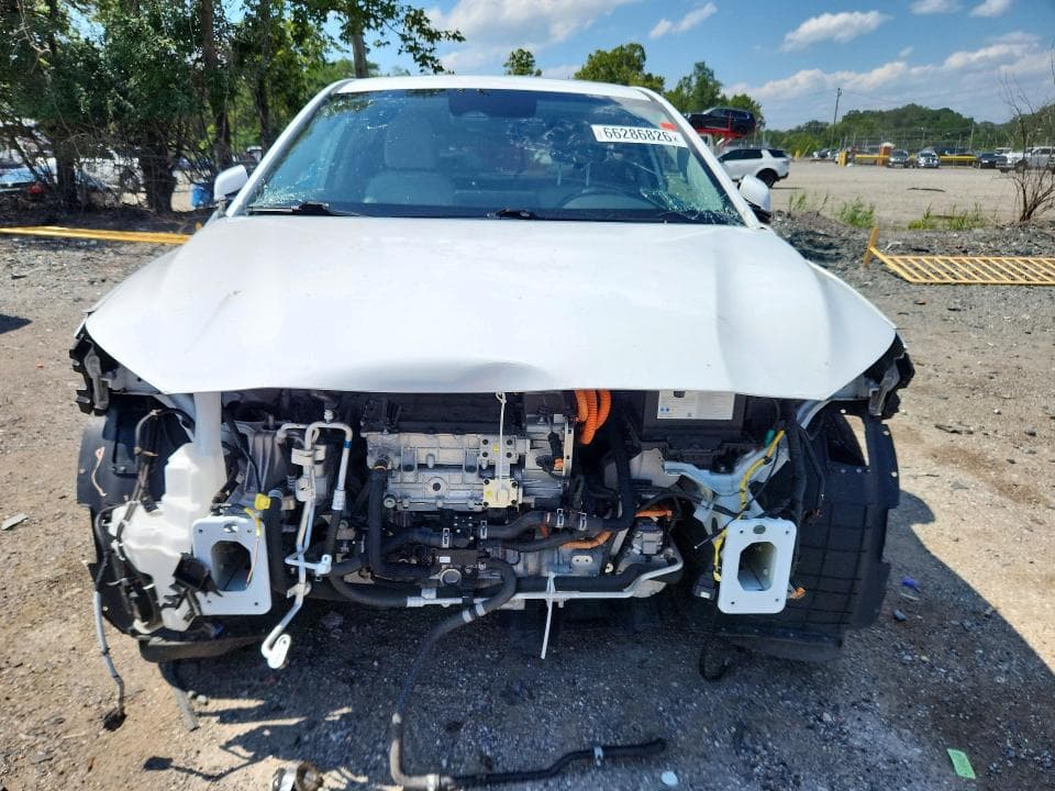 2023 HYUNDAI KONA SEL 5