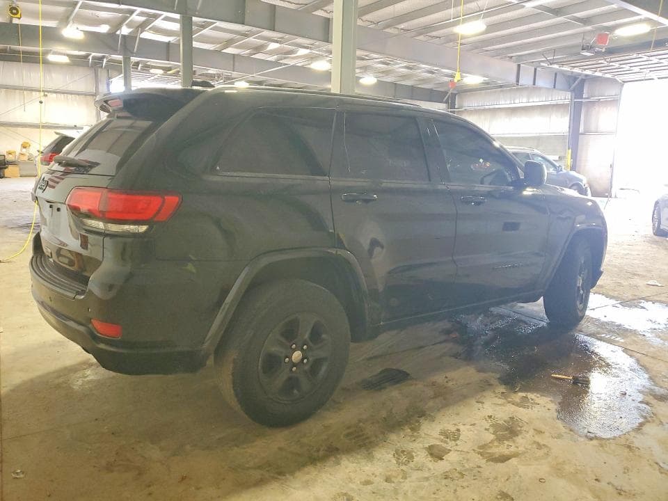 2019 JEEP GRAND CHEROKEE LAREDO 3