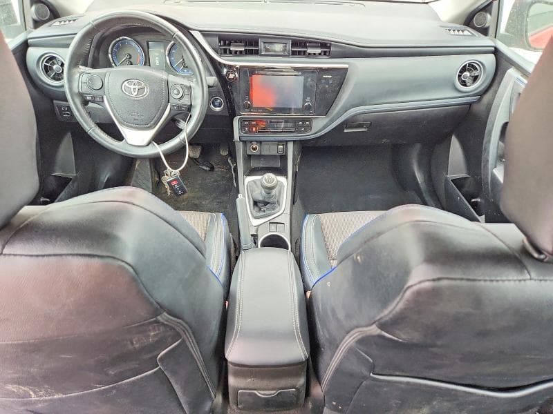 2017 TOYOTA COROLLA SE 8