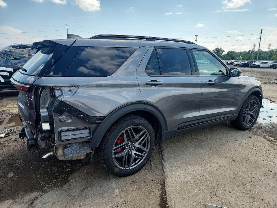 2026 FORD EXPLORER ST-LINE 3