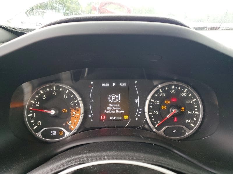 2018 JEEP RENEGADE LATITUDE 9